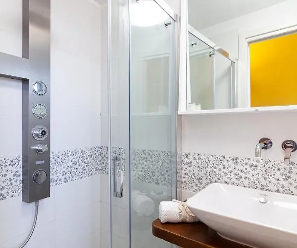 Sea Πανσιόν Sirolo