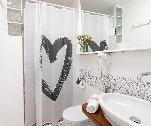 Πανσιόν Sea 3*